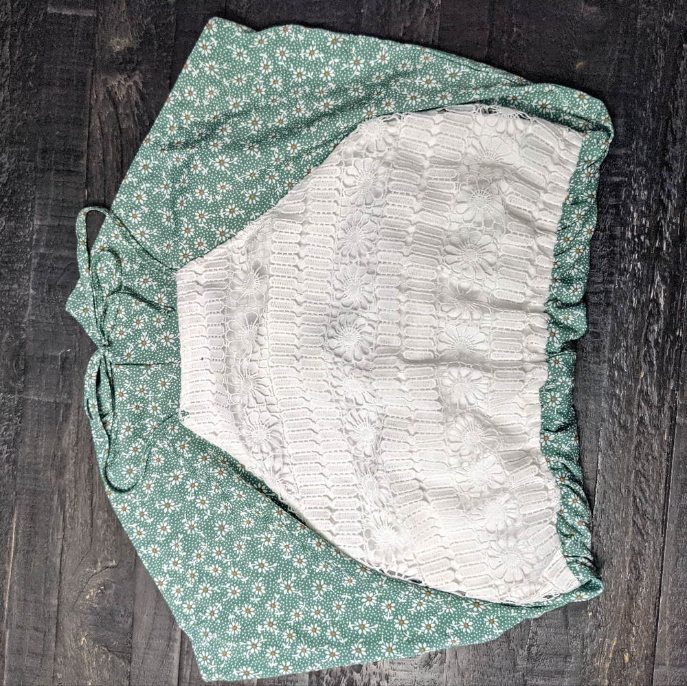 ROMWE Romper - Size Large - Picture 2 of 3